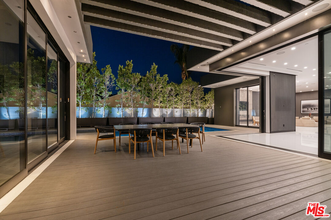 4458 Mammoth Avenue Sherman Oaks, CA 91423 - Photo 15 of 70