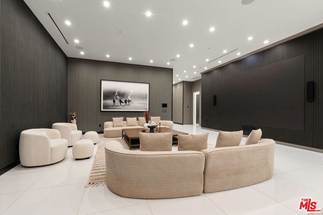 4458 Mammoth Avenue Sherman Oaks, CA 91423 - Photo 21 of 70