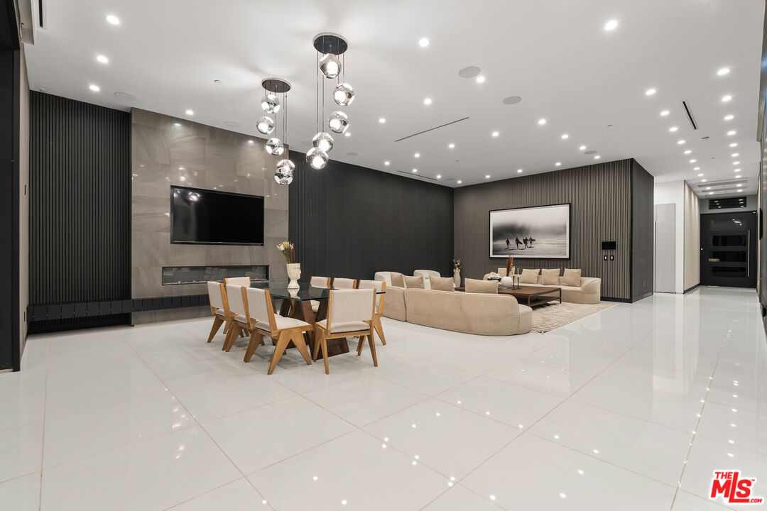 4458 Mammoth Avenue Sherman Oaks, CA 91423 - Photo 25 of 70