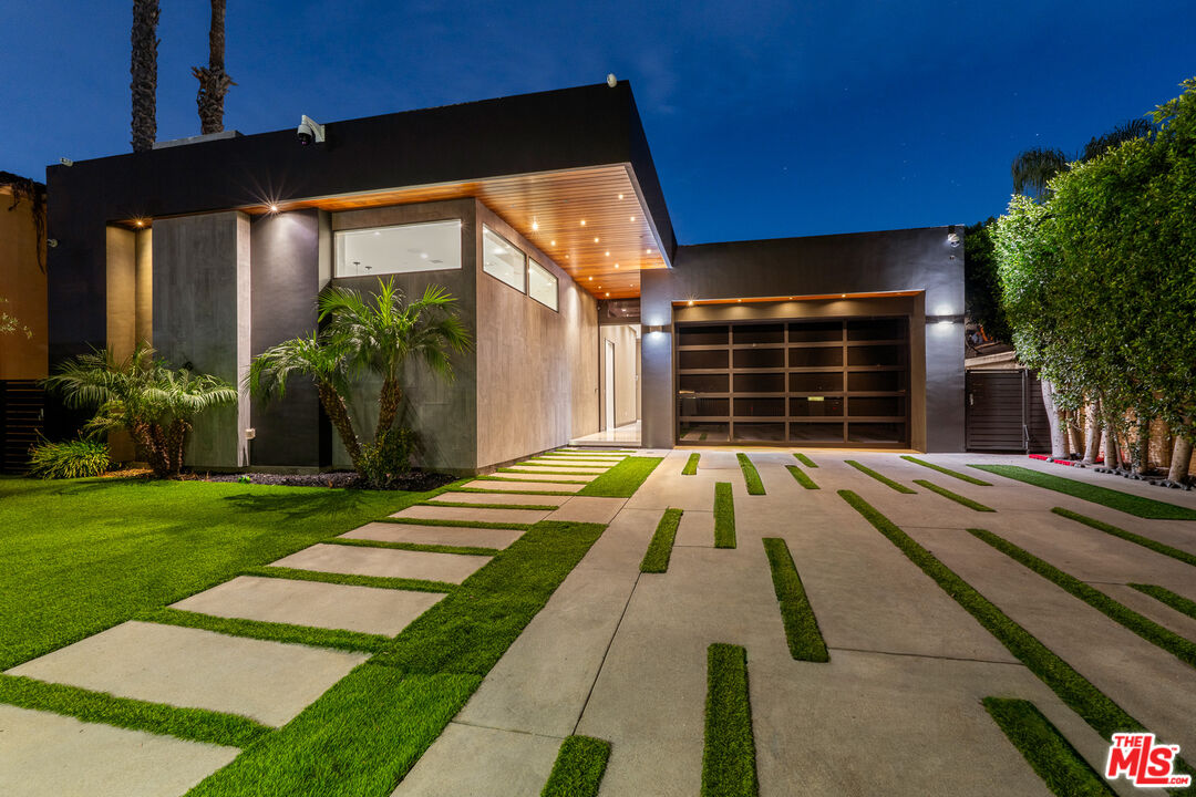 4458 Mammoth Avenue Sherman Oaks, CA 91423 - Photo 5 of 70