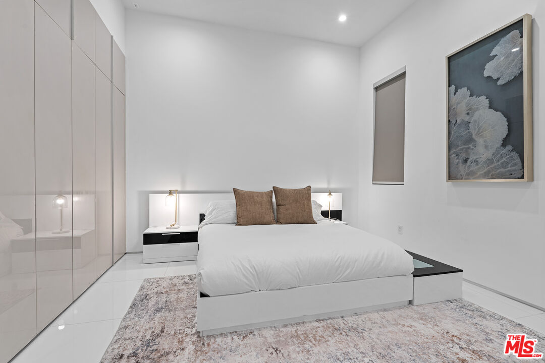 4458 Mammoth Avenue Sherman Oaks, CA 91423 - Photo 63 of 70