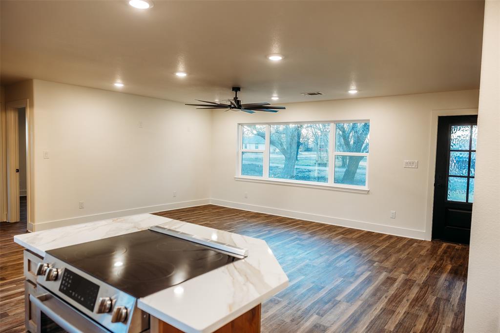 103 Main Windom, TX 75492 - Photo 18 of 29