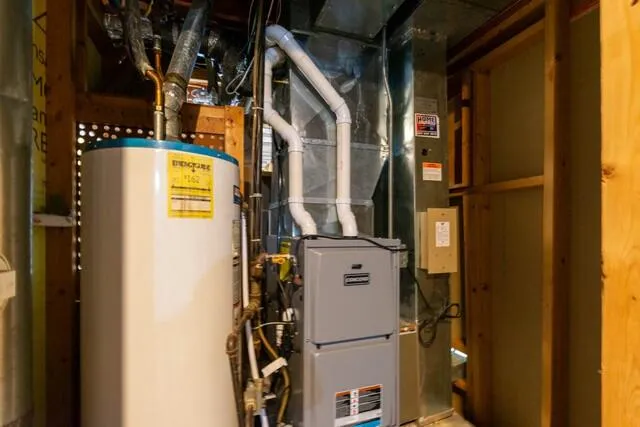 $479,900 | 1305 93rd Avenue, Somers, WI 53144