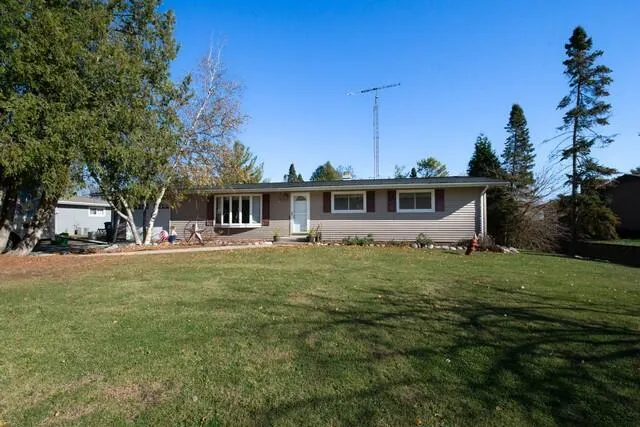 $479,900 | 1305 93rd Avenue, Somers, WI 53144