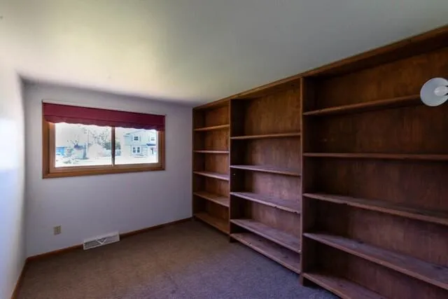 $479,900 | 1305 93rd Avenue, Somers, WI 53144