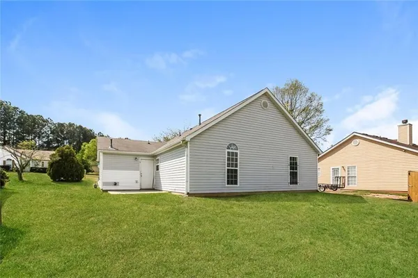 $245,000 | 5639 Eagles Feather Lane, Riverdale, GA 30274