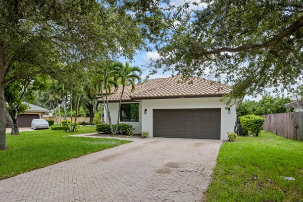 $4,900 | 8985 Northwest 45th Court, Coral Springs, FL 33065