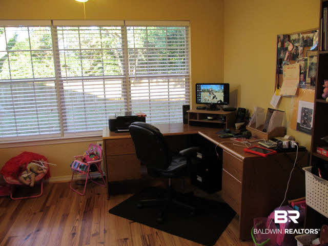 113 Pennbrooke Loop Foley, AL 36535 - Photo 4 of 19 Sunroom/Office