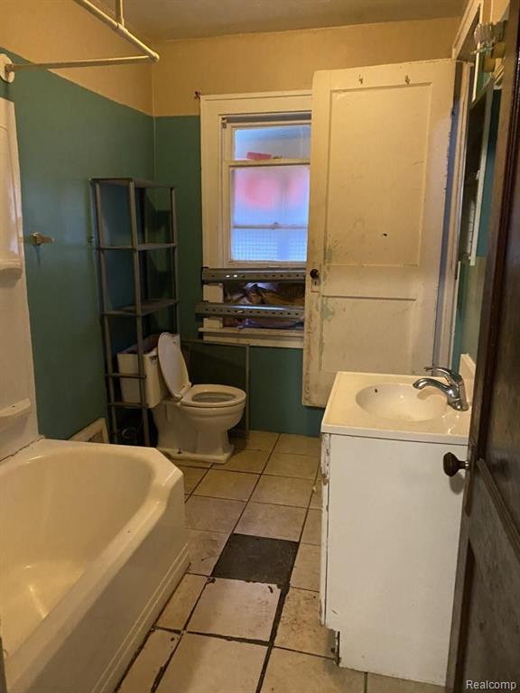 8032 Jackson Avenue Warren, MI 48089 - Photo 9 of 13