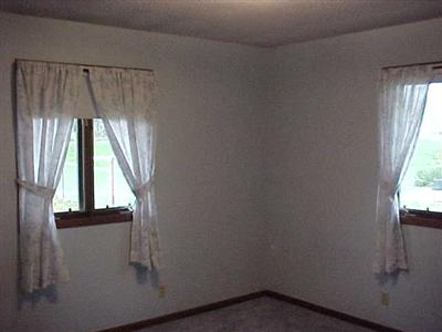 714 Tower Road Clinton, IA 52732 - Photo 6 of 11 Gallery Image 6