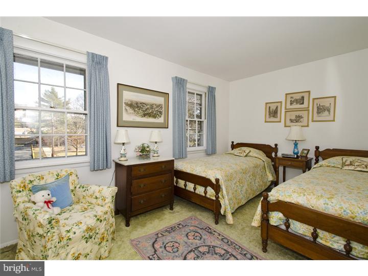 91 Riverside Drive Princeton, NJ 08540 - Photo 14 of 18 Bedroom 3