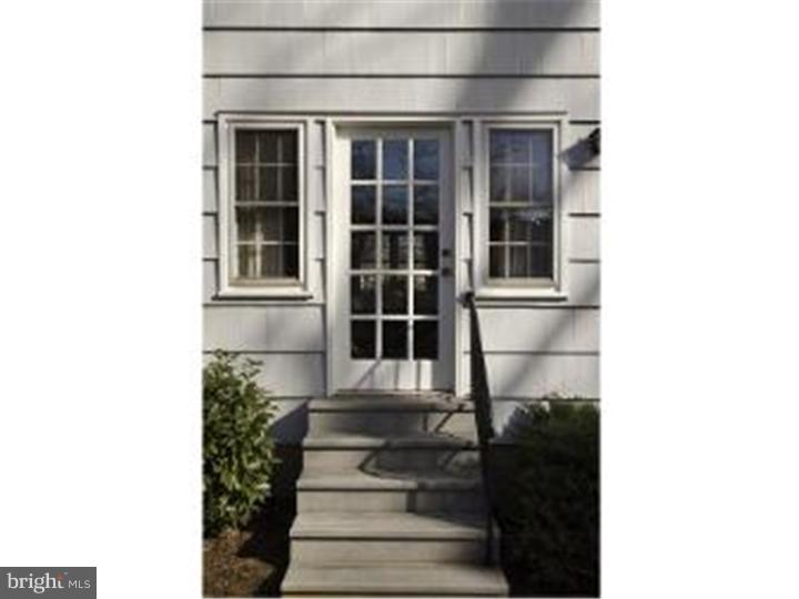 91 Riverside Drive Princeton, NJ 08540 - Photo 15 of 18 Exterior Back