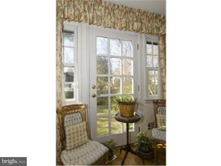 91 Riverside Drive Princeton, NJ 08540 - Photo 5 of 18