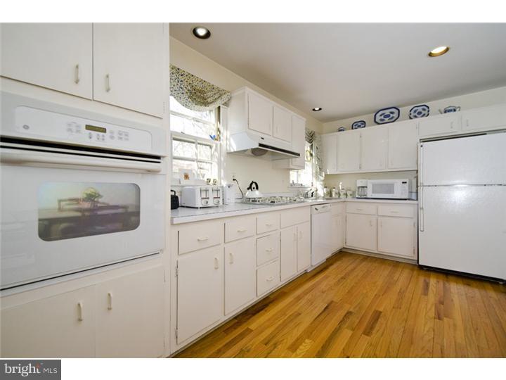 91 Riverside Drive Princeton, NJ 08540 - Photo 9 of 18 Kitchen