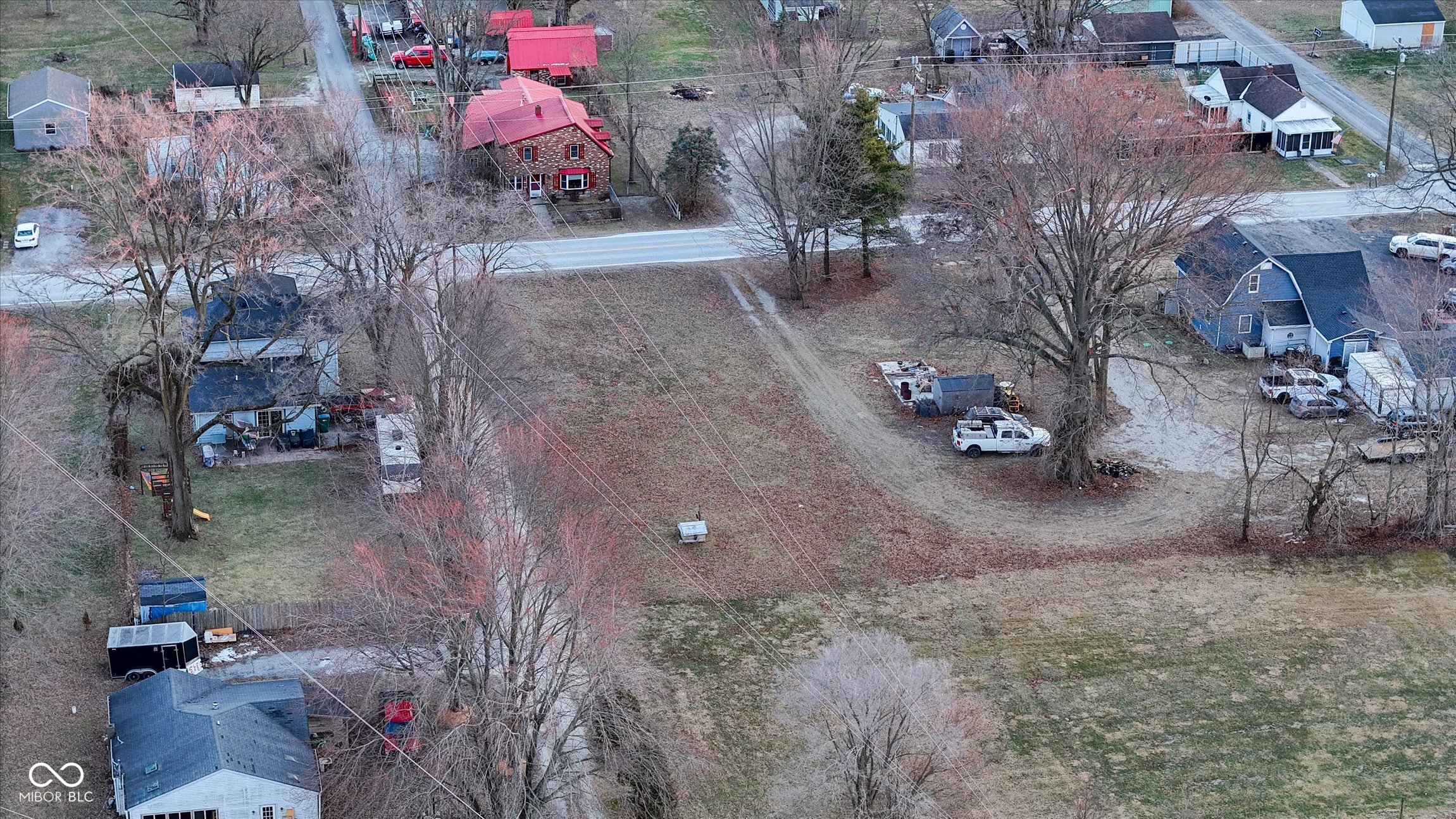 330 East 206th Street Sheridan, IN 46069 - Photo 5 of 16