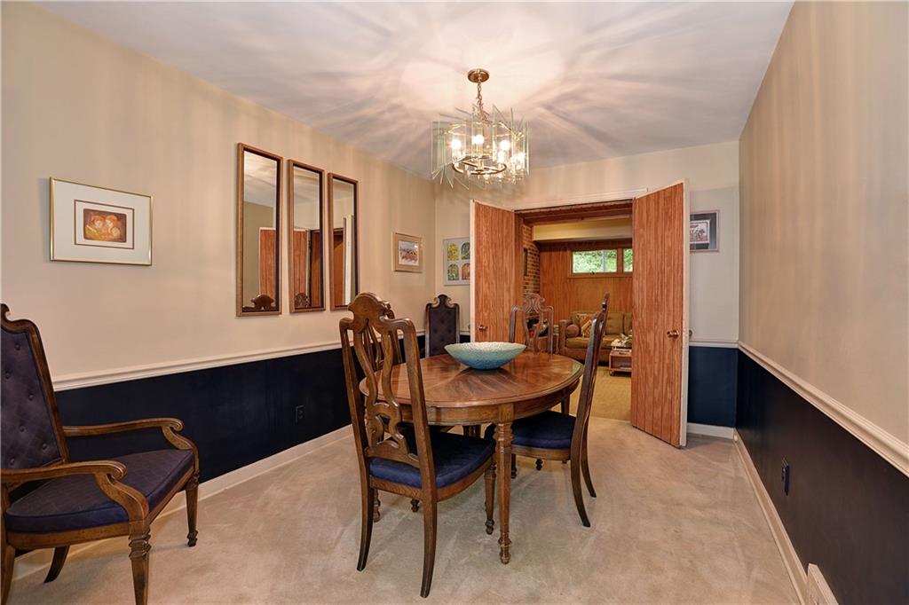 2856 Fernwald Road Pittsburgh, PA 15217 - Photo 5 of 24 Gallery Image 5