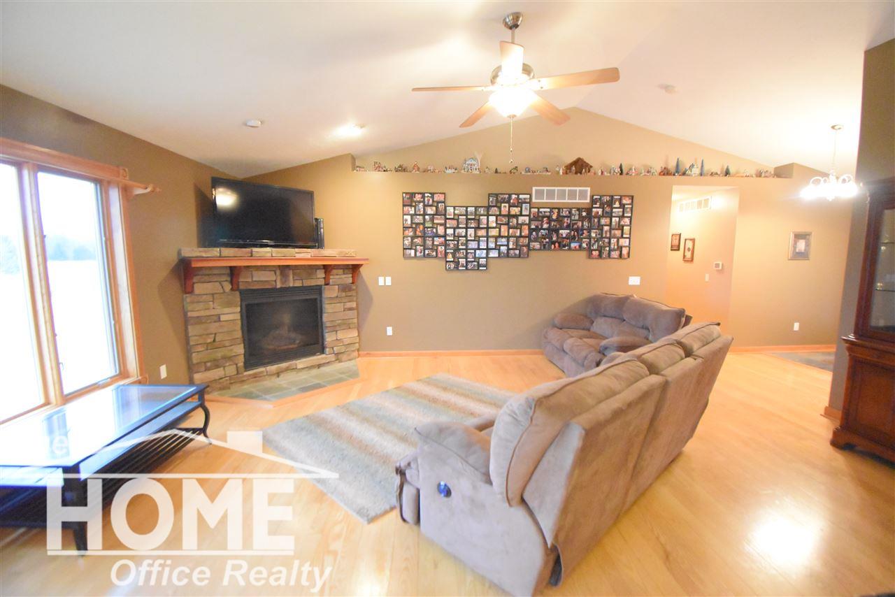 3244 West Tyrrell Road Owosso, MI 48867 - Photo 4 of 30