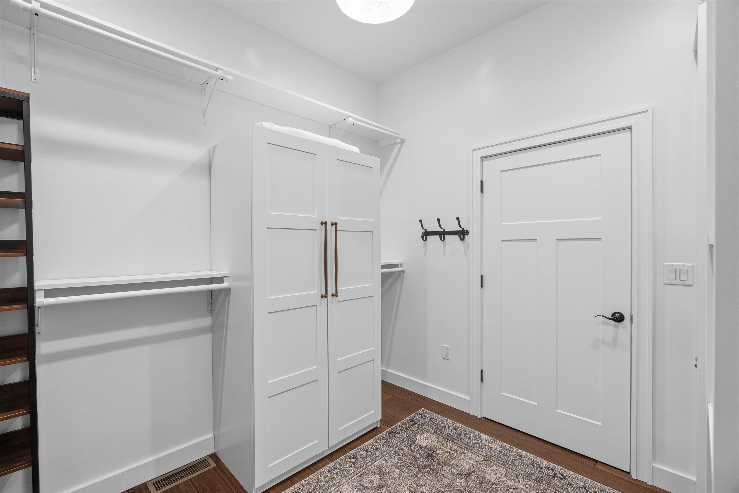 158 Pinecrest Road Litchfield, NH 03052 - Photo 33 of 55