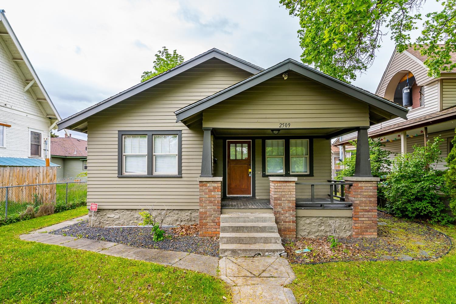 2509 West Sharp Avenue Spokane, WA 99201 - Photo 1 of 32
