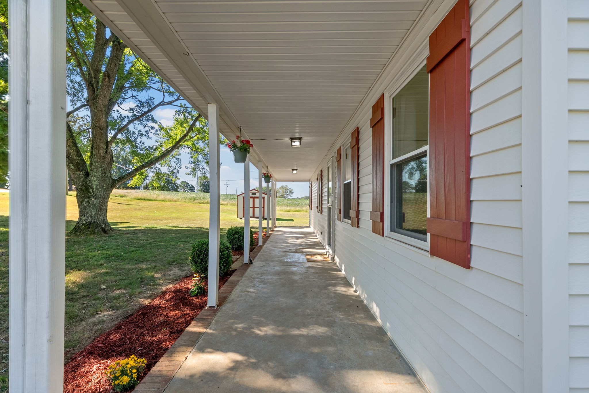 717 Jess Harris Road Pleasant View, TN 37146 - Photo 5 of 33