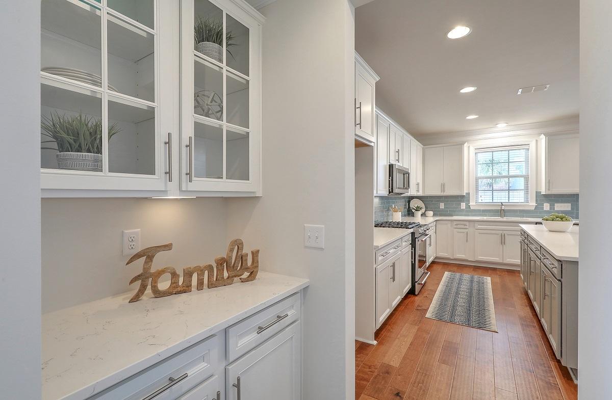 1254 Gannett Road Mount Pleasant, SC 29464 - Photo 3 of 23 WEB butler's pantry