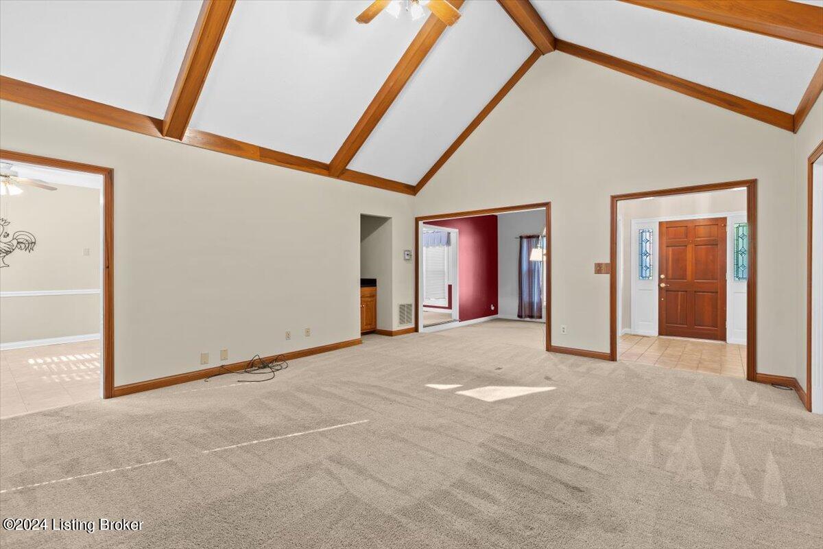 821 Foxgate Road Louisville, KY 40223 - Photo 8 of 41 08-821 Foxgate Rd-8