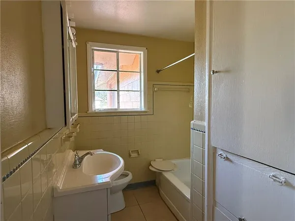 $145,000 | 216 Rhodes Avenue, New Orleans, LA 70131