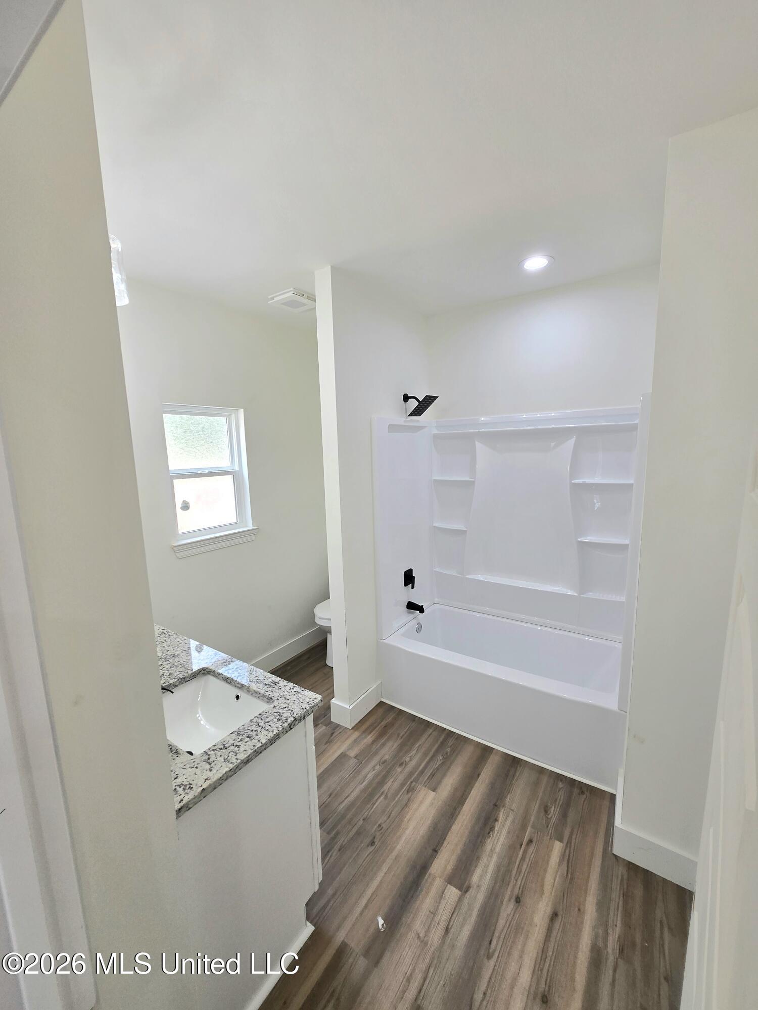 1027 Neal Road Picayune, MS 39466 - Photo 5 of 11 Primary Bath