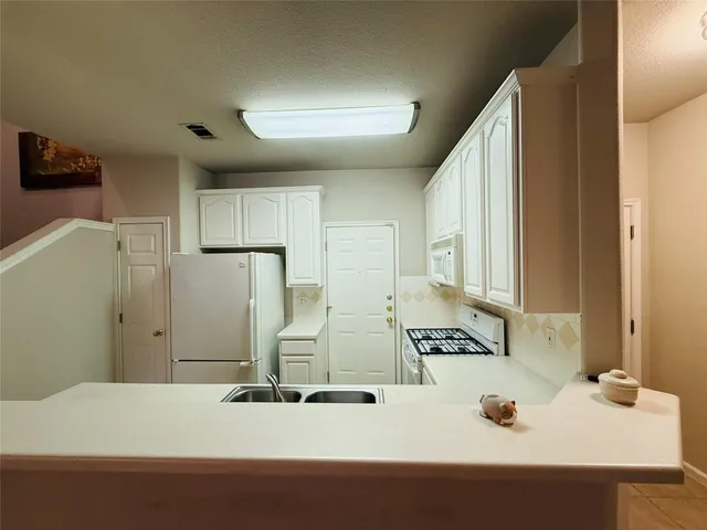 $419,000 | 2100 Pipers Field Drive, Unit 55, Austin, TX 78758