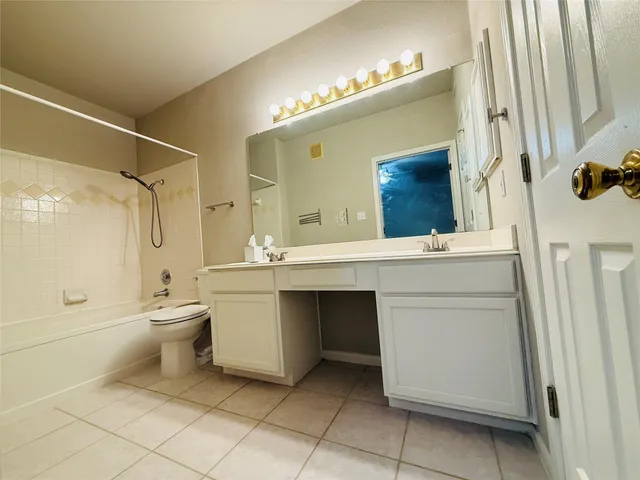 $419,000 | 2100 Pipers Field Drive, Unit 55, Austin, TX 78758