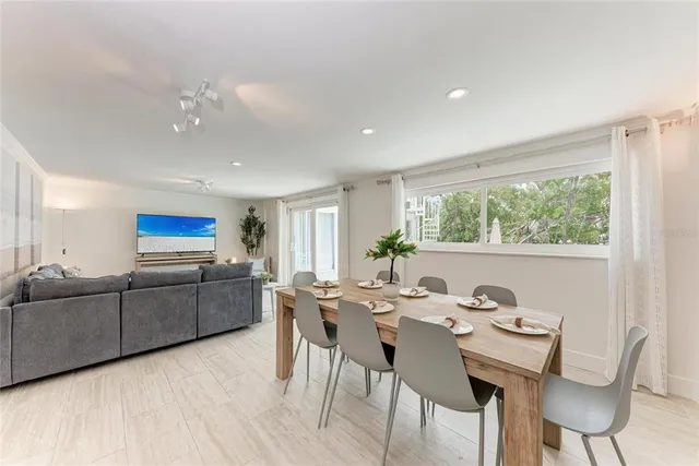 $2,495,000 | 116 Hammock Road, Anna Maria, FL 34216