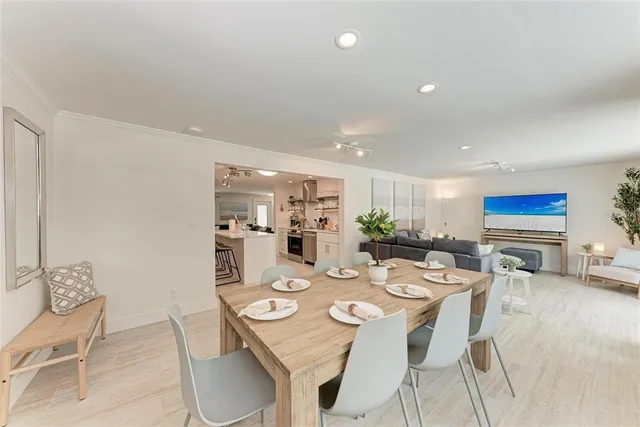 $2,495,000 | 116 Hammock Road, Anna Maria, FL 34216