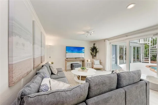 $2,495,000 | 116 Hammock Road, Anna Maria, FL 34216