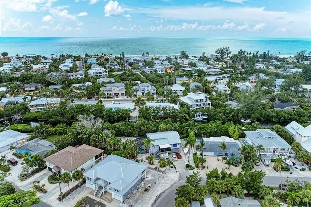$2,495,000 | 116 Hammock Road, Anna Maria, FL 34216
