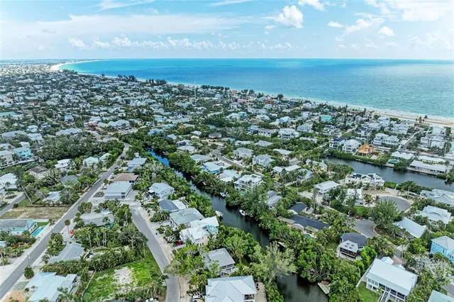 $2,495,000 | 116 Hammock Road, Anna Maria, FL 34216