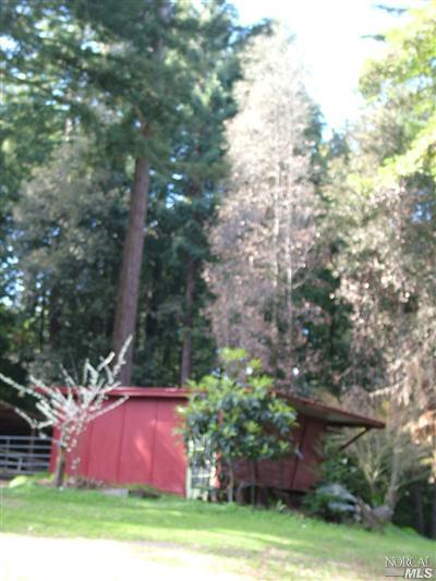 1877 Jonive Road Sebastopol, CA 95472 - Photo 8 of 10 hay storage- Pipe corrals are not included