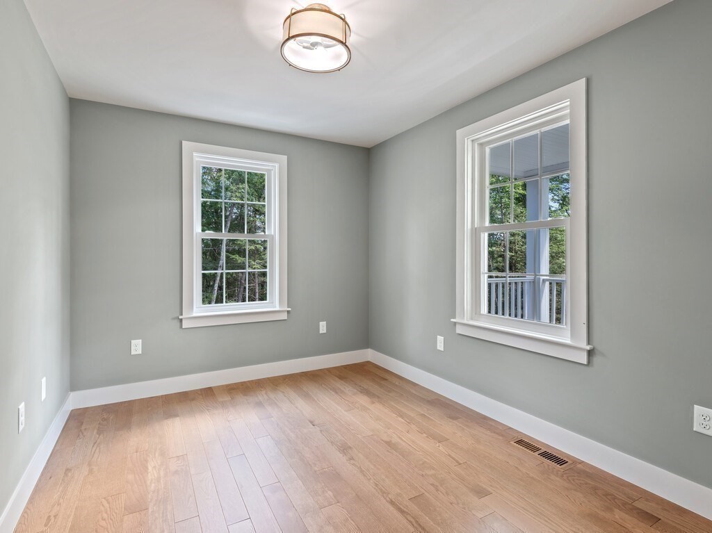 126 Old Southbridge Road Dudley, MA 01571 - Photo 23 of 40