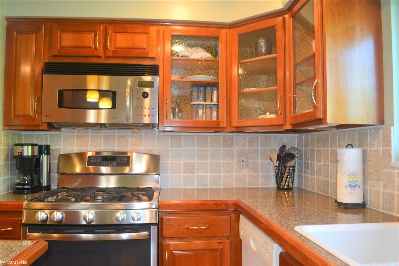 51935 Fairchild Road Chesterfield, MI 48051 - Photo 31 of 43