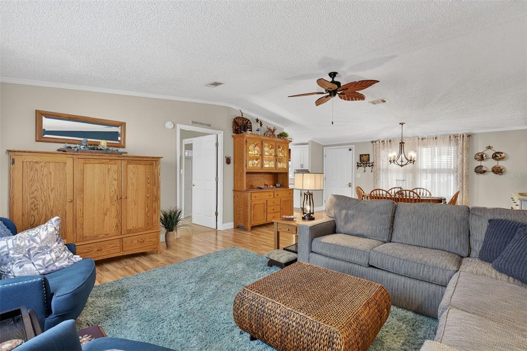 469 Santa Fe Road Tavares, FL 32778 - Photo 10 of 37 Gallery Image 10