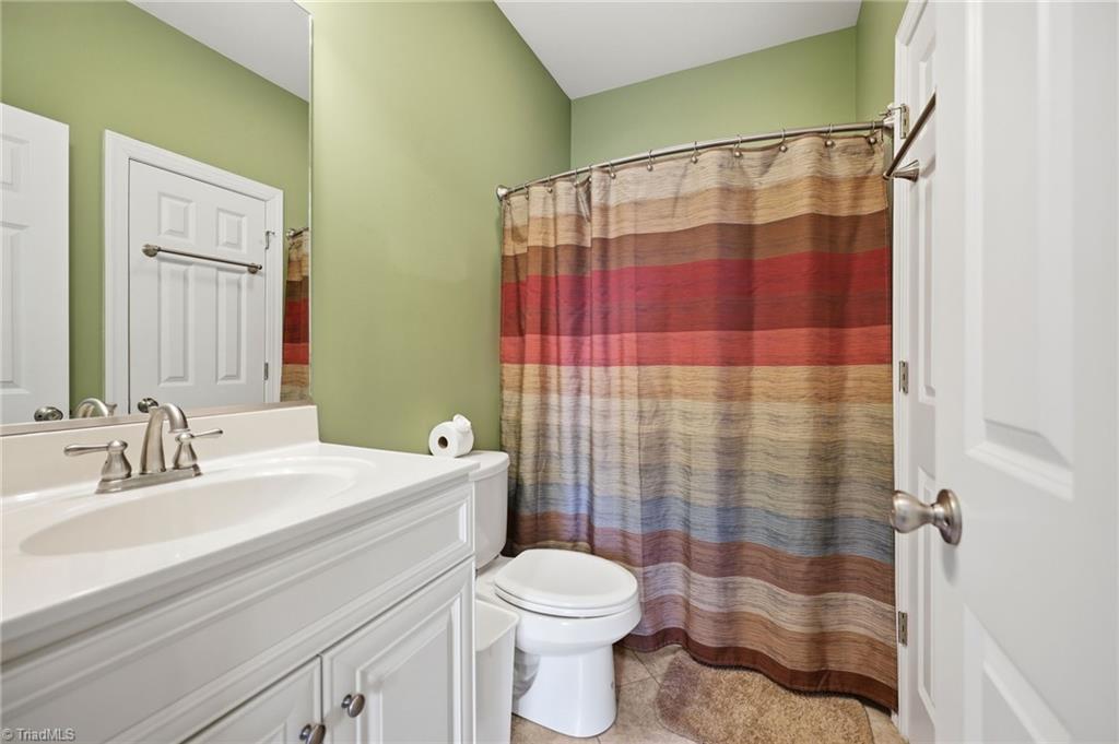 2335 Hohn Road High Point, NC 27263 - Photo 26 of 43