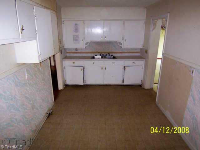 1514 Overbrook Road Burlington, NC 27215 - Photo 3 of 5 Other. kitchen