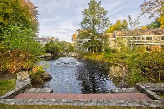 $569,000 | 29 Concord Greene, Unit 2, Concord, MA 01742