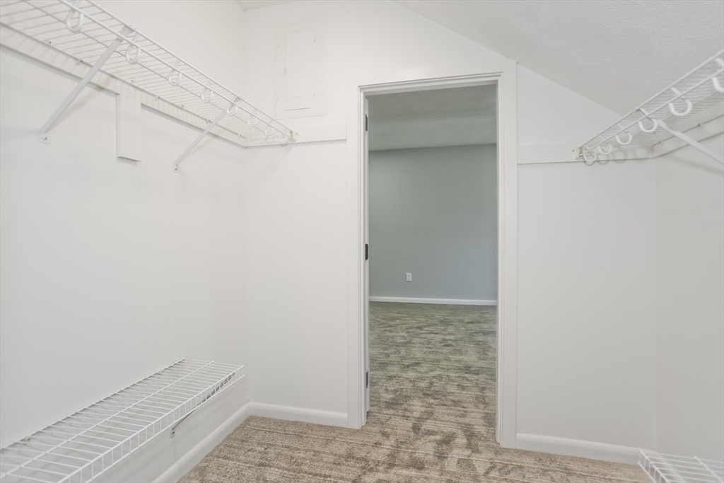 29 Concord Greene, Unit 2 Concord, MA 01742 - Photo 18 of 34