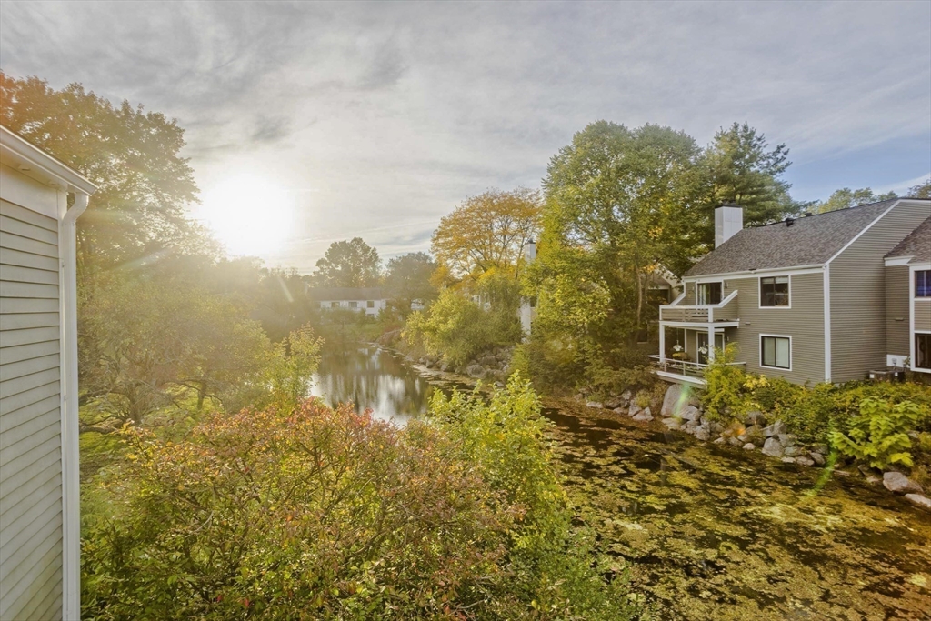 29 Concord Greene, Unit 2 Concord, MA 01742 - Photo 26 of 34