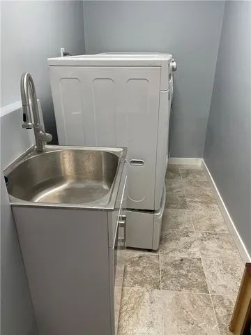 $3,250 | 4139 Jackson Avenue, Culver City, CA 90232