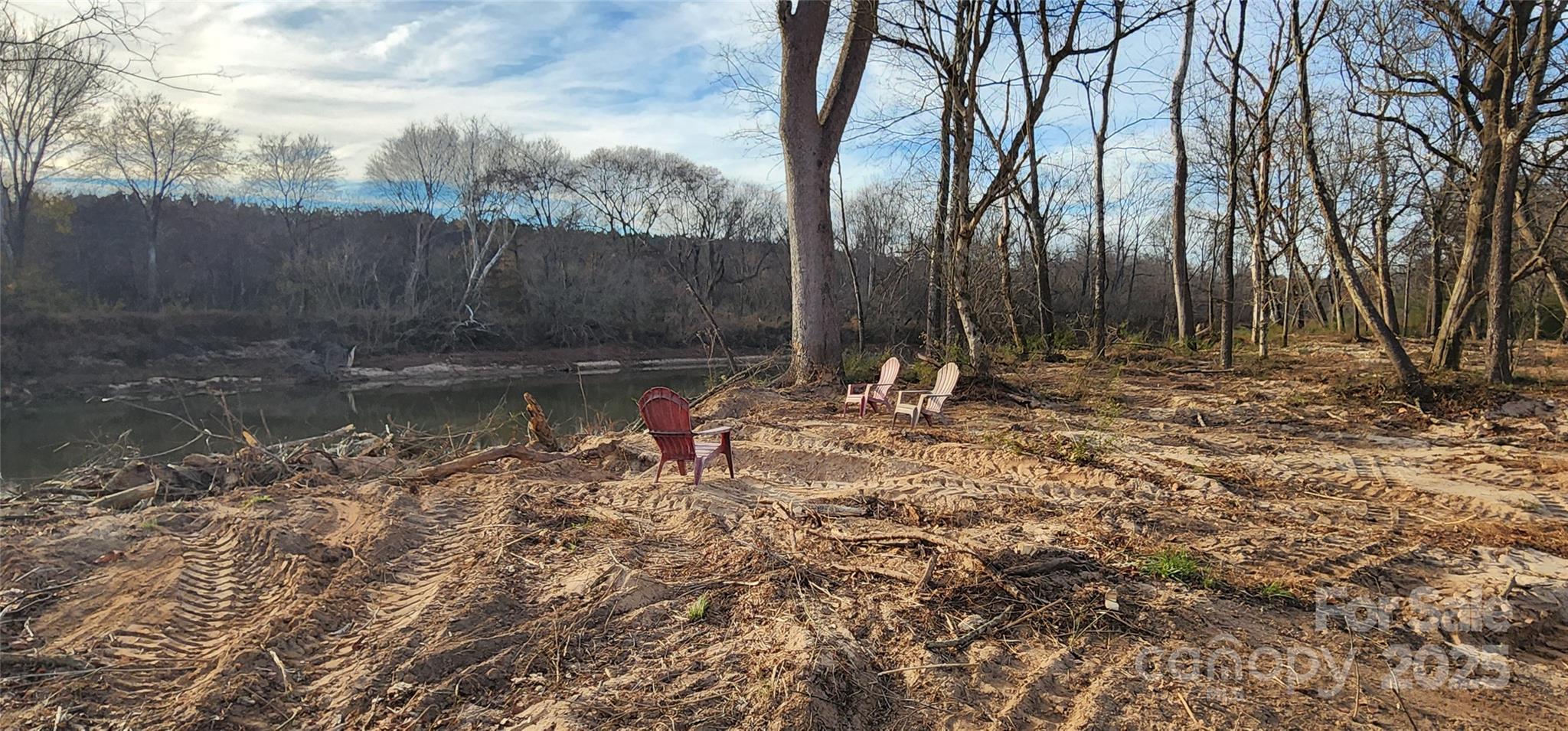 151 Cobb Road Blacksburg, SC 29702 - Photo 32 of 45 a backyard of a house with lots of green space