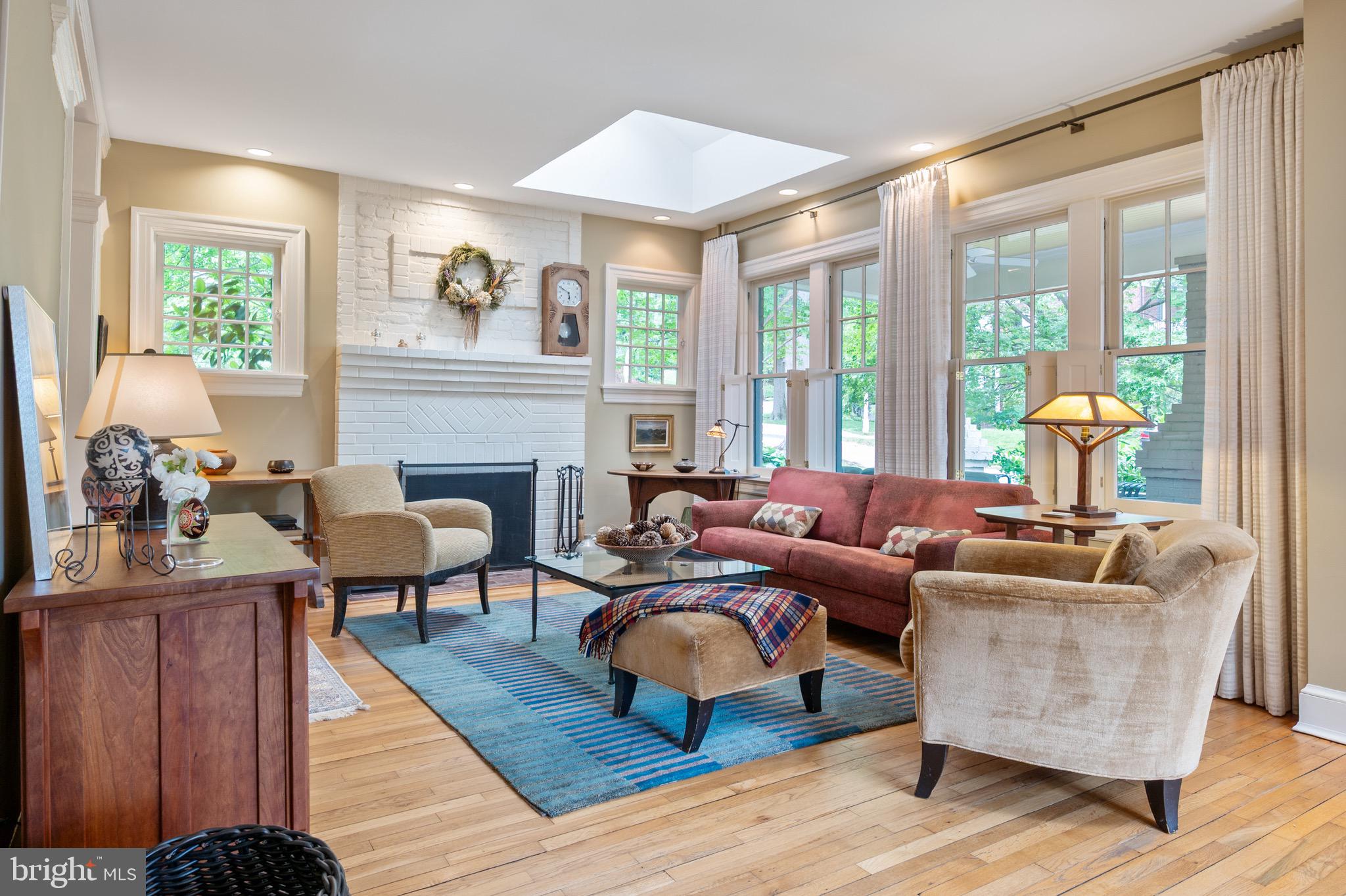 120 West Maple Street Alexandria, VA 22301 - Photo 15 of 100 a living room with fireplace furniture and a large window