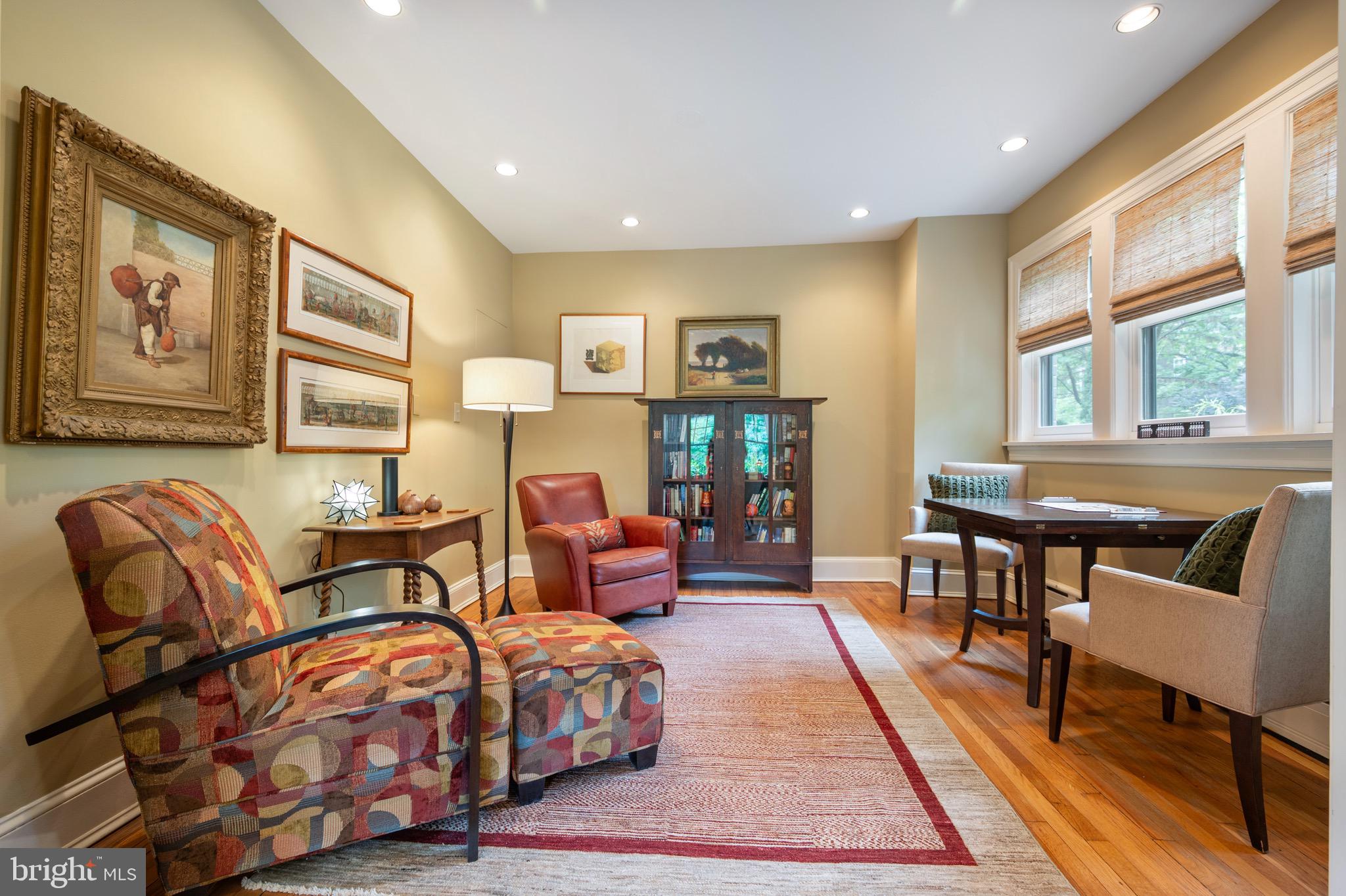 120 West Maple Street Alexandria, VA 22301 - Photo 16 of 100 a living room with furniture two windows and a dining table