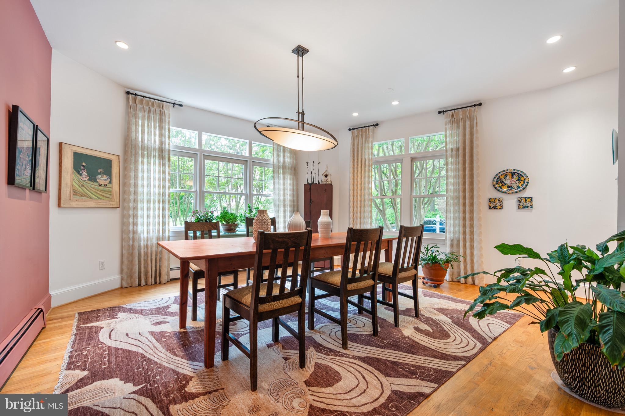 120 West Maple Street Alexandria, VA 22301 - Photo 23 of 100 a view of a dining room with furniture window and outside view