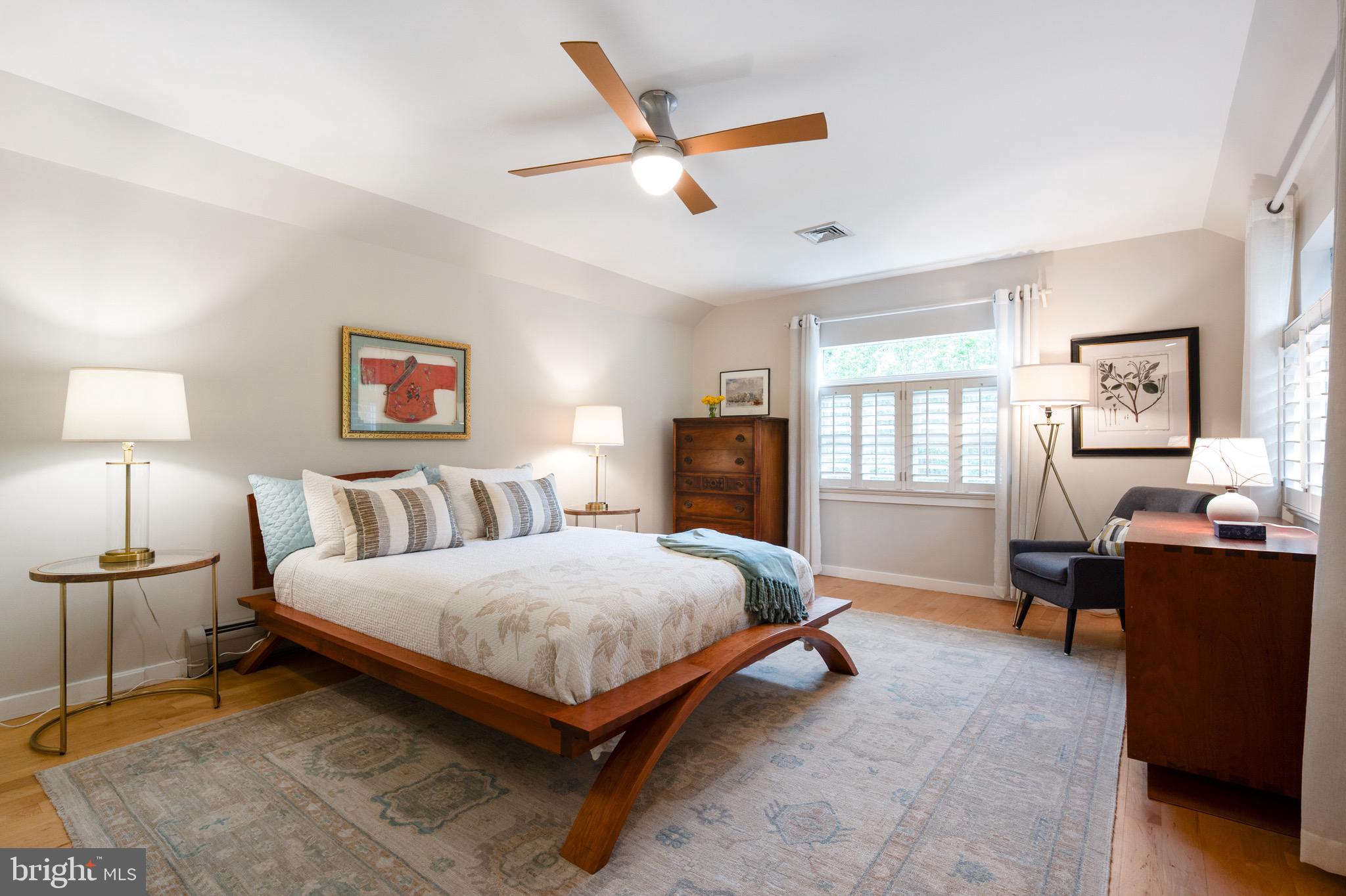 120 West Maple Street Alexandria, VA 22301 - Photo 53 of 100 Primary on Upper Level